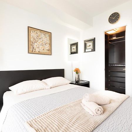 Bright Condo In The Heart Of Toronto Eksteriør billede