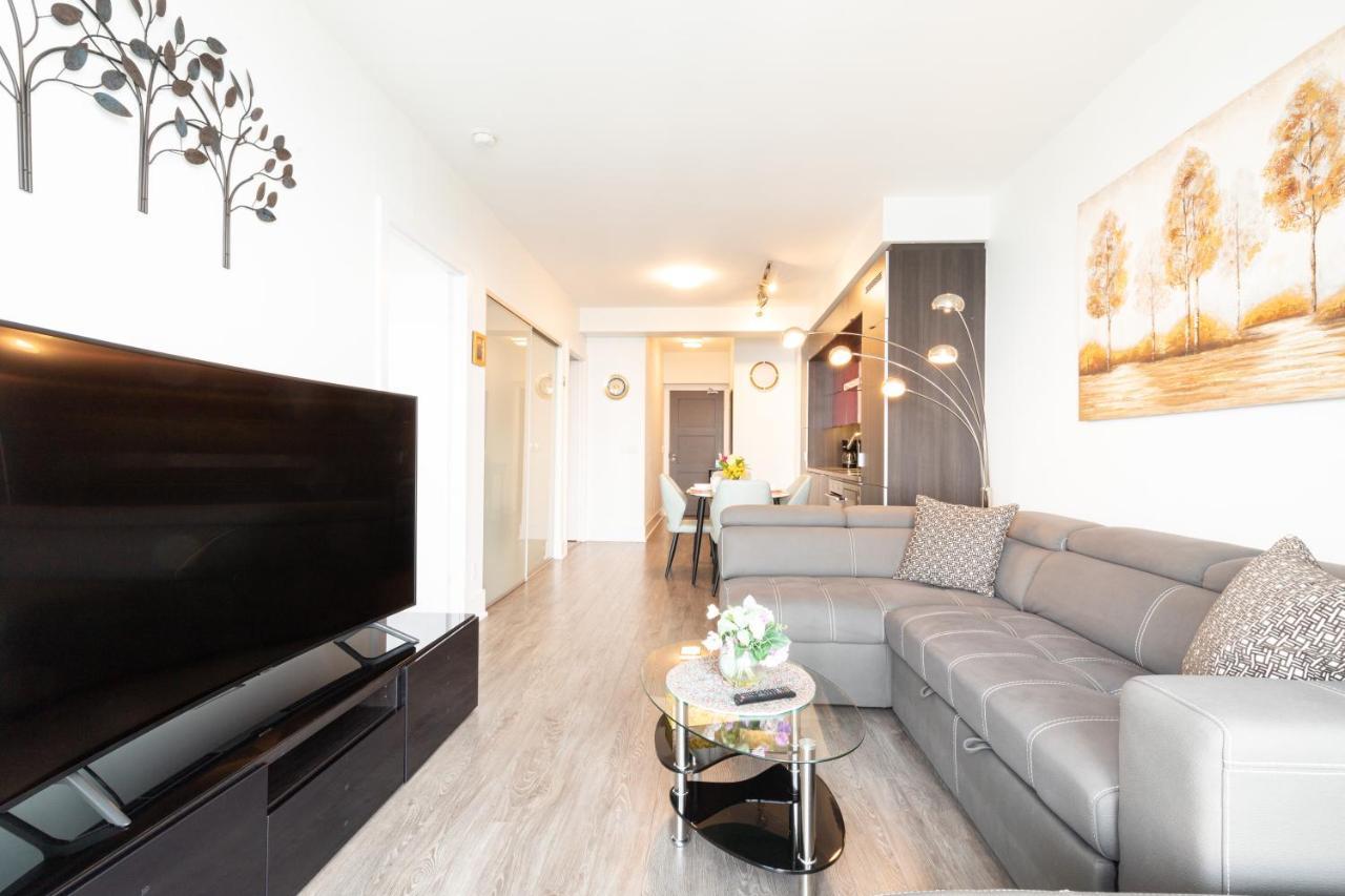 Bright Condo In The Heart Of Toronto Eksteriør billede