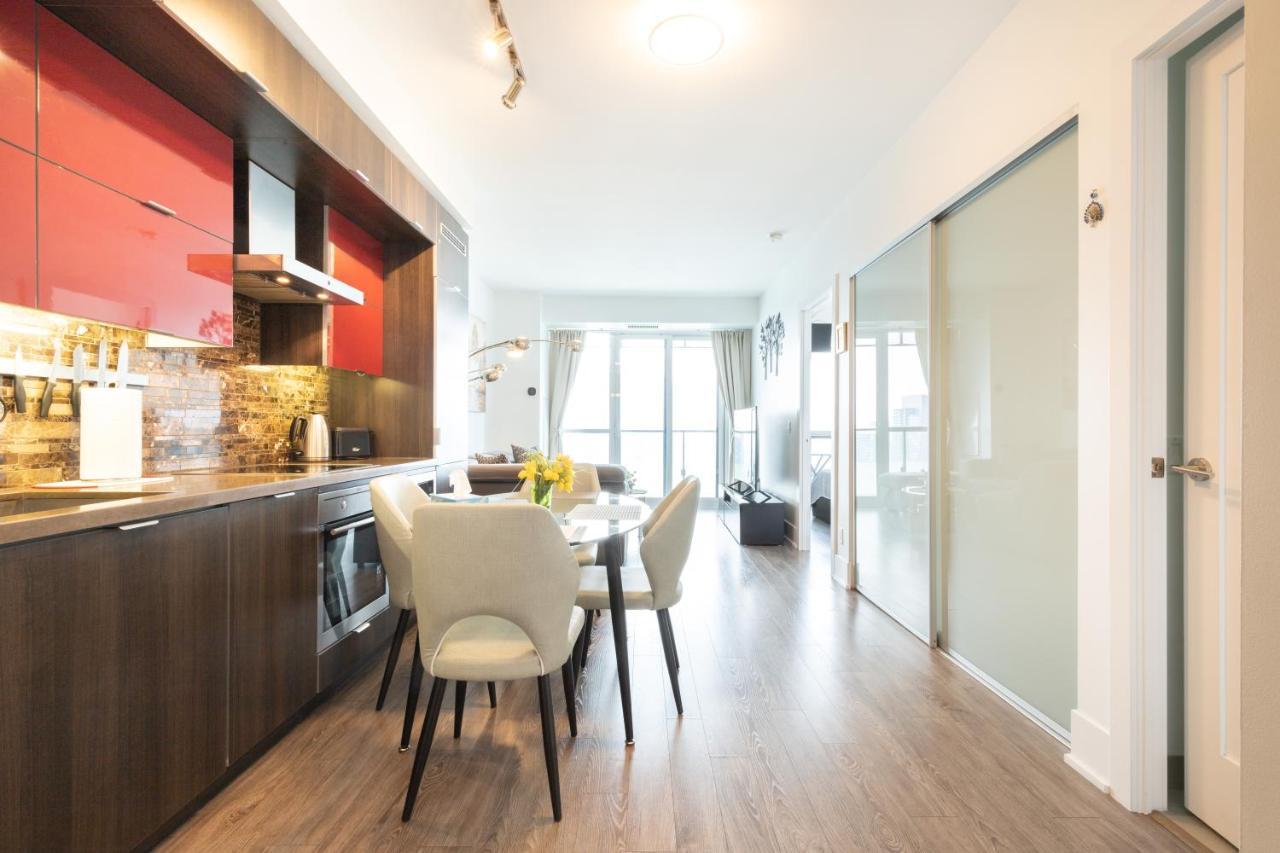 Bright Condo In The Heart Of Toronto Eksteriør billede