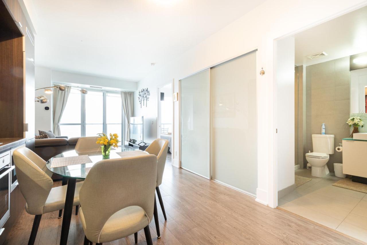 Bright Condo In The Heart Of Toronto Eksteriør billede