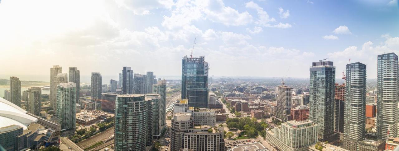Bright Condo In The Heart Of Toronto Eksteriør billede