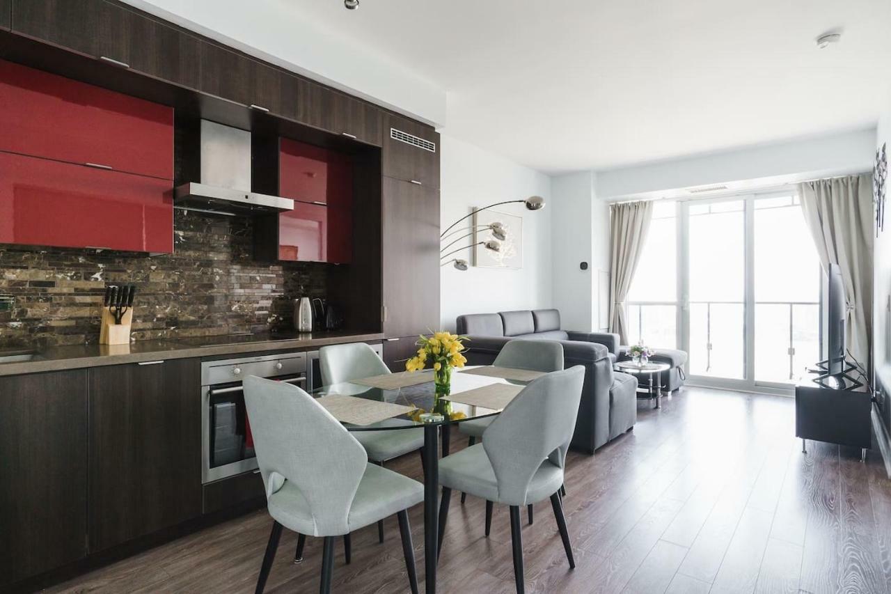 Bright Condo In The Heart Of Toronto Eksteriør billede