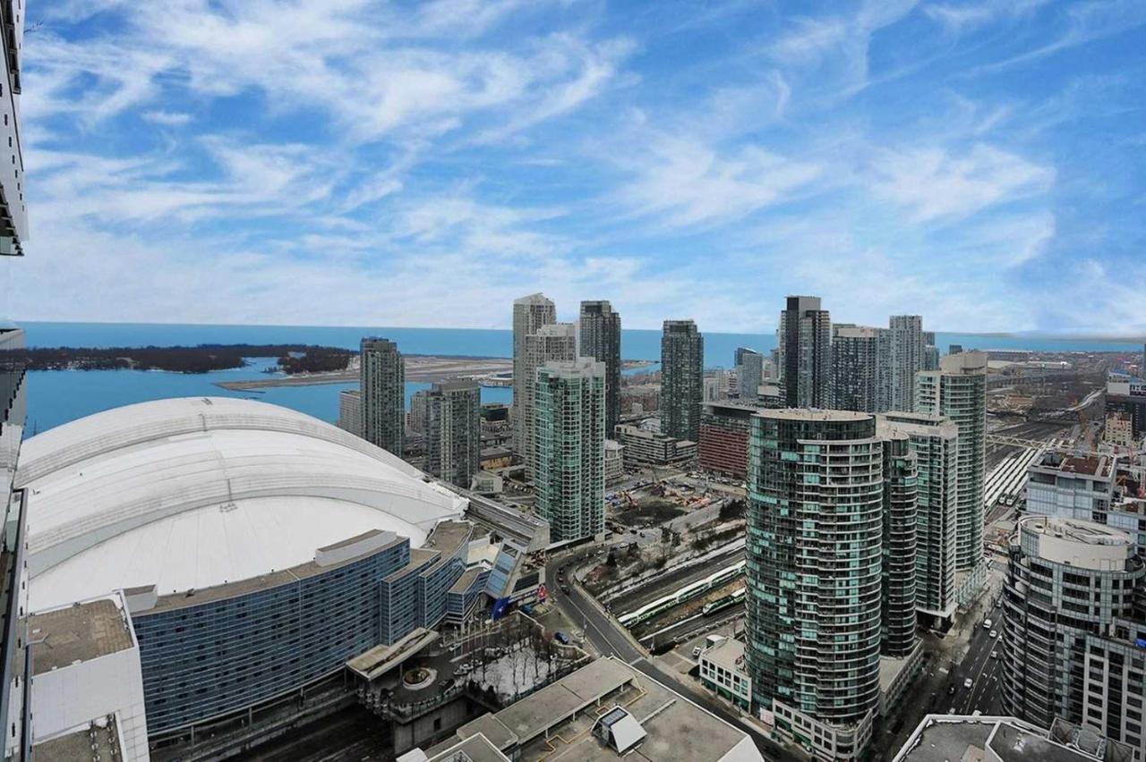 Bright Condo In The Heart Of Toronto Eksteriør billede