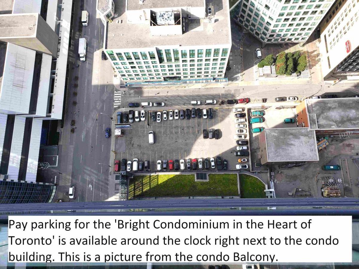 Bright Condo In The Heart Of Toronto Eksteriør billede